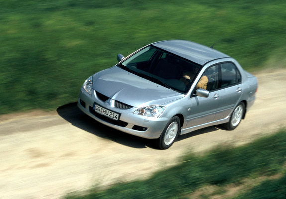 Mitsubishi Lancer 2003–05 photos
