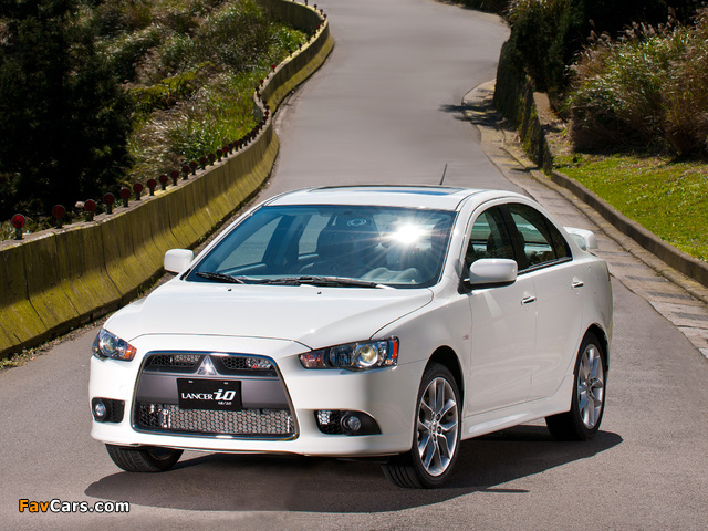 Mitsubishi Lancer iO TW-spec 2012 pictures (640 x 480)