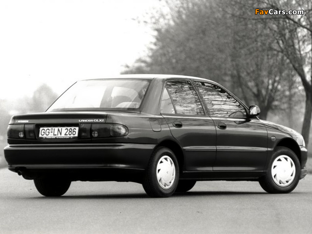 Pictures of Mitsubishi Lancer 1991–95 (640 x 480)