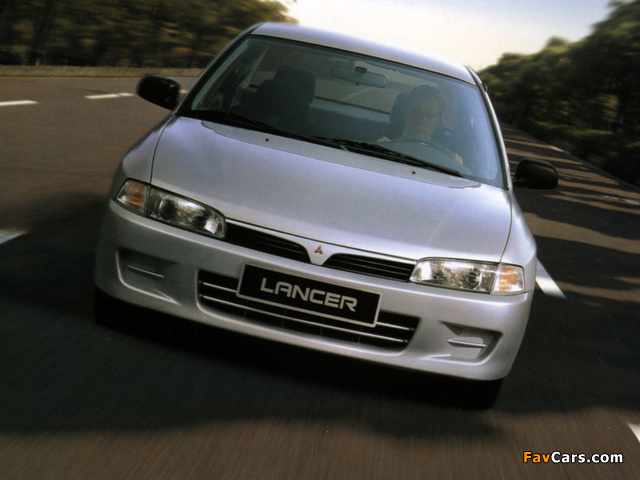 Pictures of Mitsubishi Lancer 1995–97 (640 x 480)