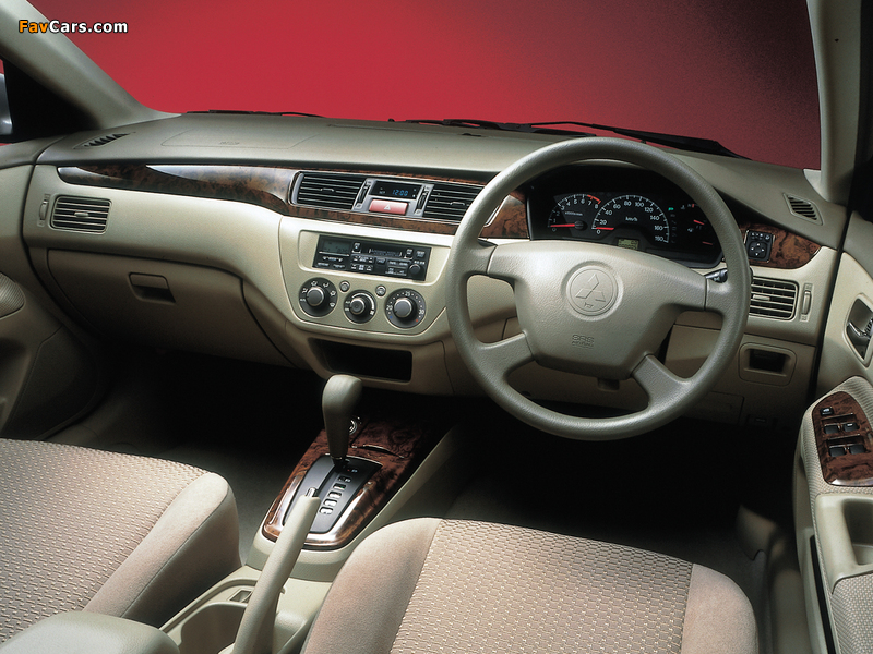 Pictures of Mitsubishi Lancer Cedia 2000–03 (800 x 600)