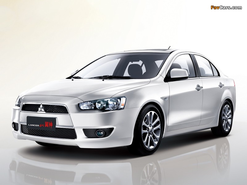 Mitsubishi Lancer EX CN-spec 2009 wallpapers (800 x 600)