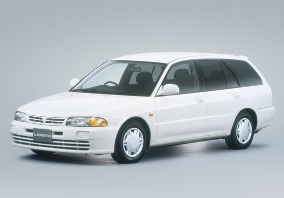 Images of Mitsubishi Libero V-Limited (CB4W) 1999