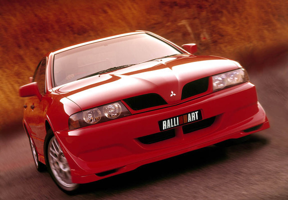 Mitsubishi Magna Ralliart 1996–2000 photos