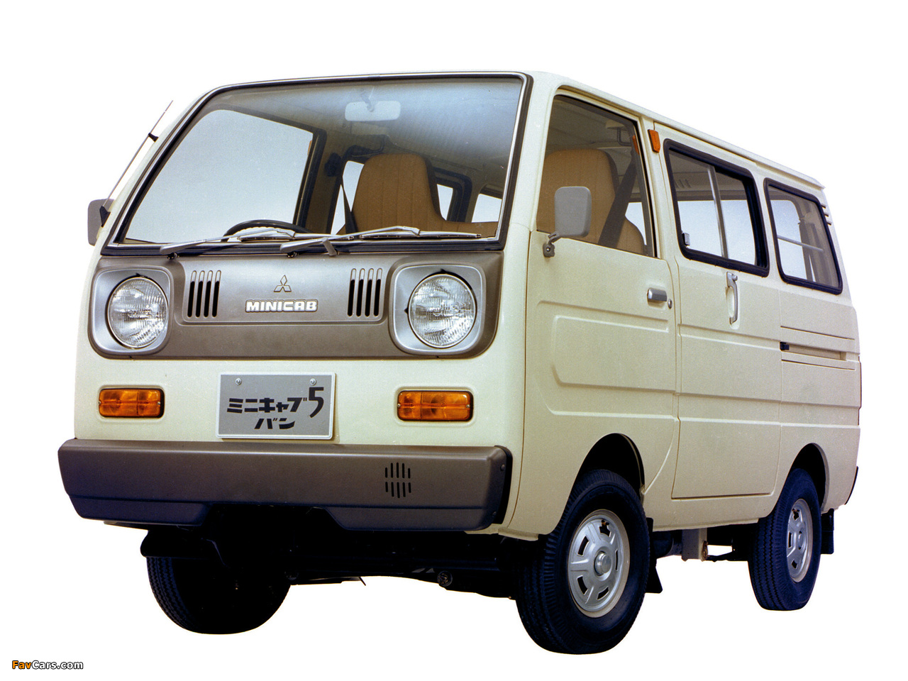 Images of Mitsubishi Minicab 5 Van 1976–77 (1280 x 960)