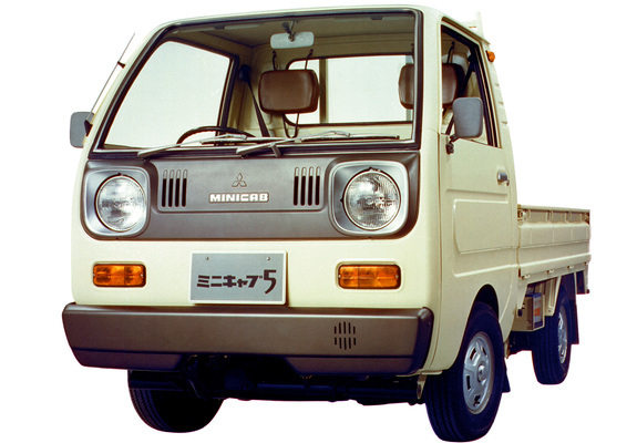 Photos of Mitsubishi Minicab 5 Truck 1976–77