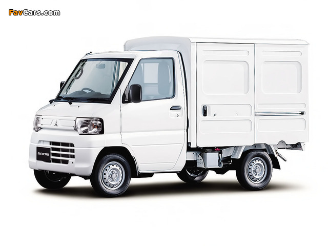 Photos of Mitsubishi Minicab Truck 2011 (640 x 480)