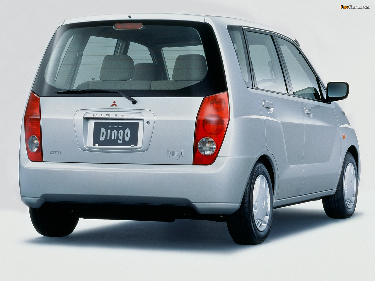 Mitsubishi Mirage Dingo 1998–2001 images (1280 x 960)