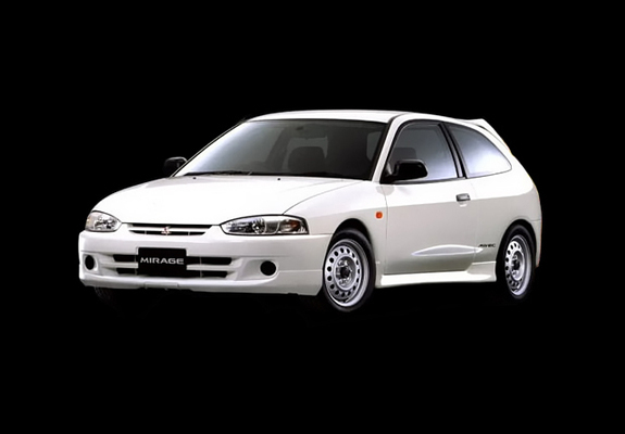 Pictures of Mitsubishi Mirage RS (CJ4A) 1995–2000