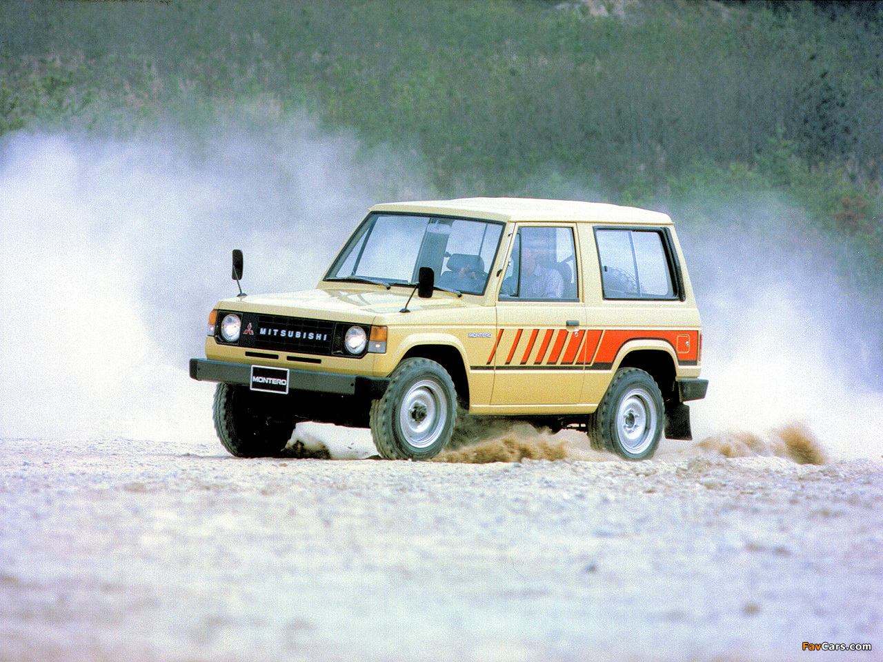 Mitsubishi Montero 3-door 1982–91 images (1280 x 960)