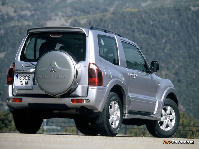 Mitsubishi Montero 3-door 1999–2006 wallpapers (640 x 480)