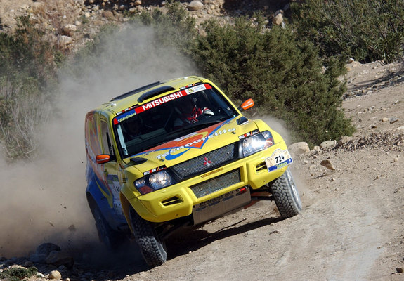 Pictures of Mitsubishi Pajero/Montero Rally (III)