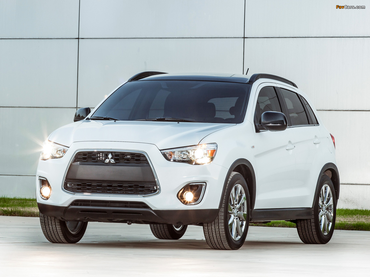 Images of Mitsubishi Outlander Sport Limited Edition 2012 (1280 x 960)