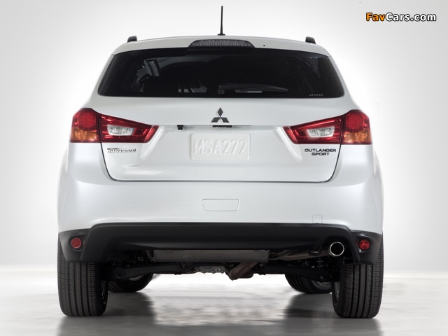 Pictures of Mitsubishi Outlander Sport 2012 (640 x 480)