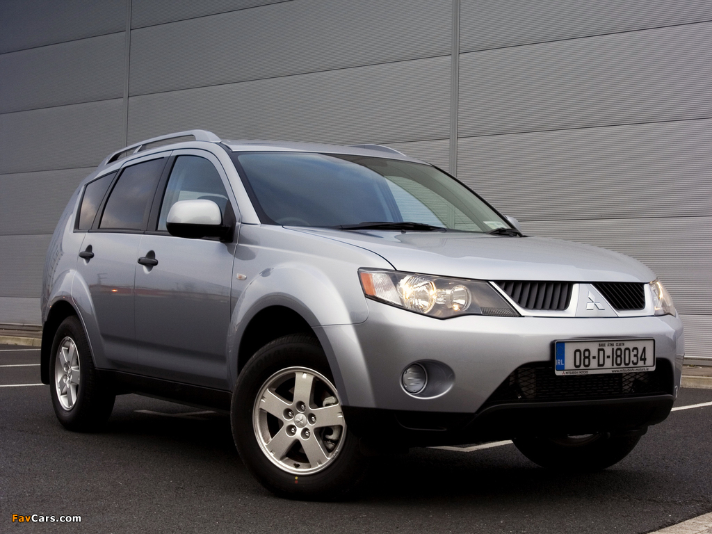 Images of Mitsubishi Outlander UK-spec 2007–09 (1024 x 768)