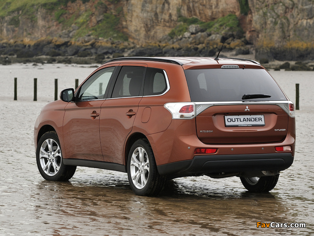 Images of Mitsubishi Outlander 2012 (640 x 480)