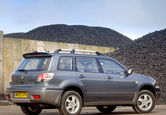 Mitsubishi Outlander Sport SE 2005–07 images