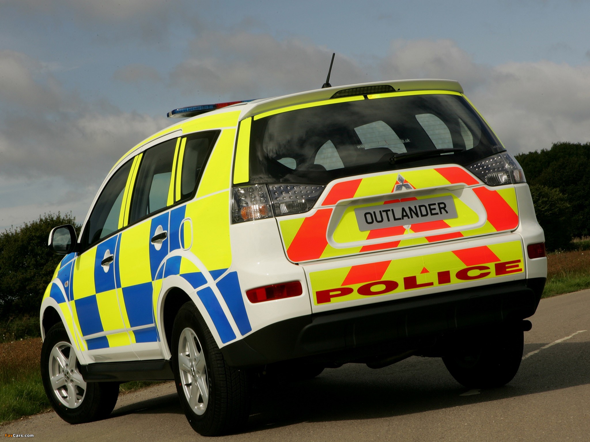 Photos of Mitsubishi Outlander UK Police 2007–09 (2048 x 1536)