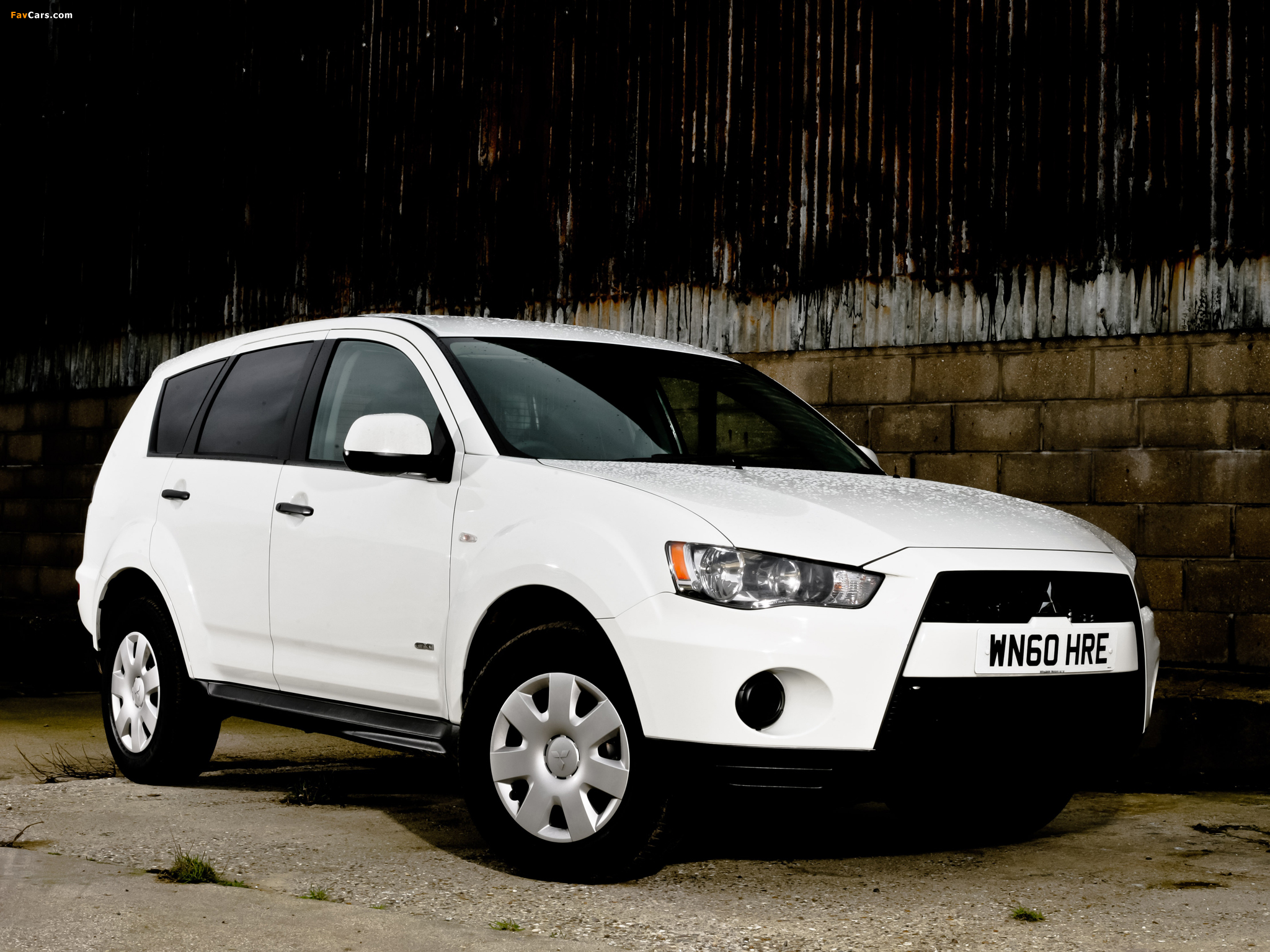 Photos of Mitsubishi Outlander Van UK-spec 2010 (2048 x 1536)