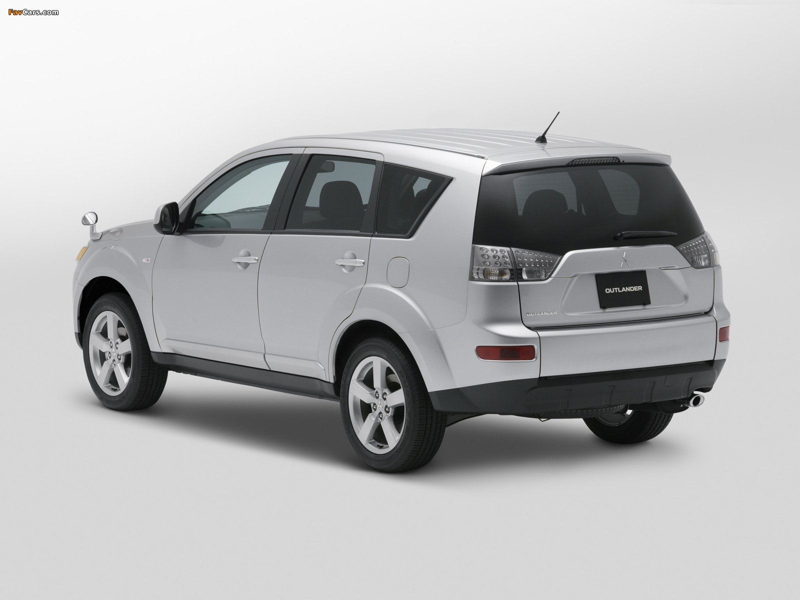 Pictures of Mitsubishi Outlander JP-spec 2005–12 (1600 x 1200)