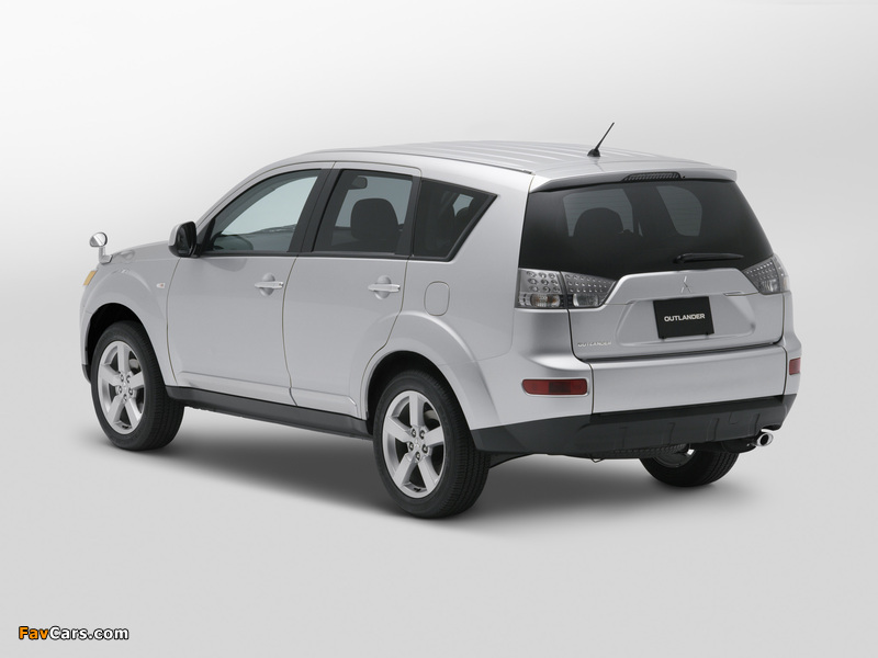 Pictures of Mitsubishi Outlander JP-spec 2005–12 (800 x 600)