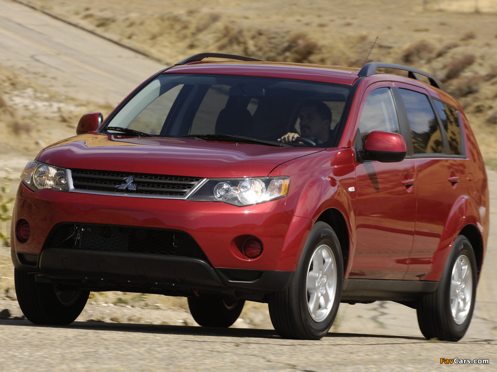 Pictures of Mitsubishi Outlander US-spec 2007–09 (1024 x 768)