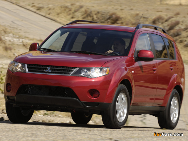 Pictures of Mitsubishi Outlander US-spec 2007–09 (640 x 480)
