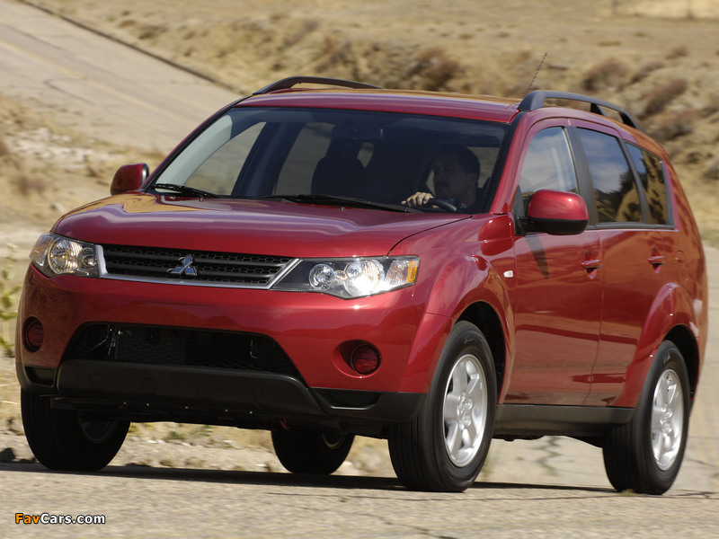 Pictures of Mitsubishi Outlander US-spec 2007–09 (800 x 600)