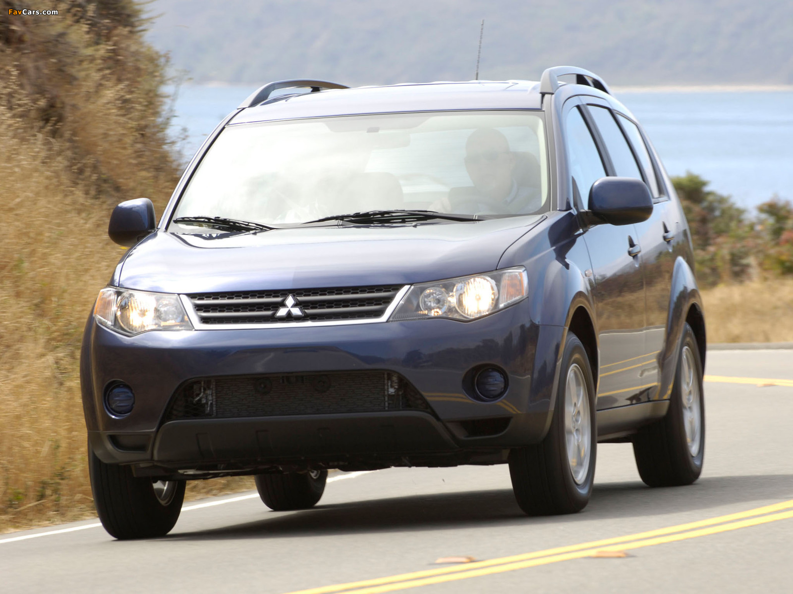 Pictures of Mitsubishi Outlander US-spec 2007–09 (1600 x 1200)