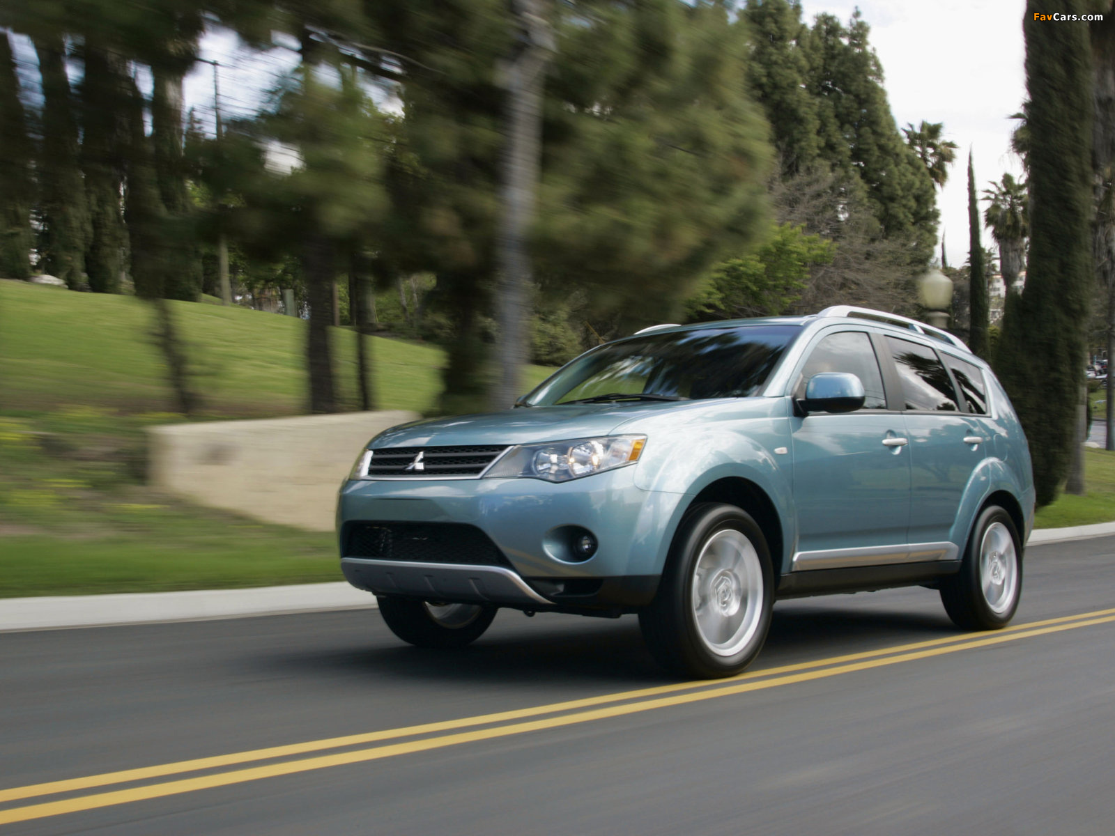 Pictures of Mitsubishi Outlander US-spec 2007–09 (1600 x 1200)