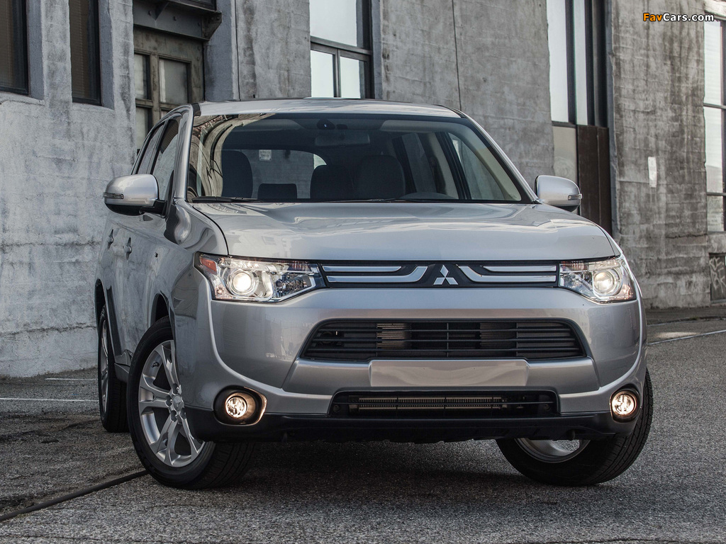 Pictures of Mitsubishi Outlander US-spec 2013 (1024 x 768)
