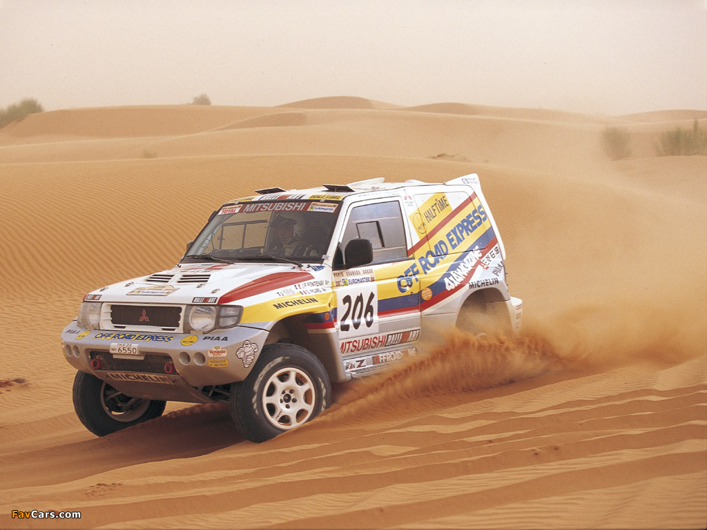 Photos of Mitsubishi Pajero Evolution Dakar (V55W) 1998 (1024 x 768)