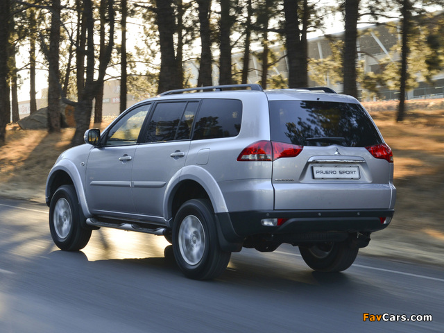 Pictures of Mitsubishi Pajero Sport ZA-spec 2013 (640 x 480)