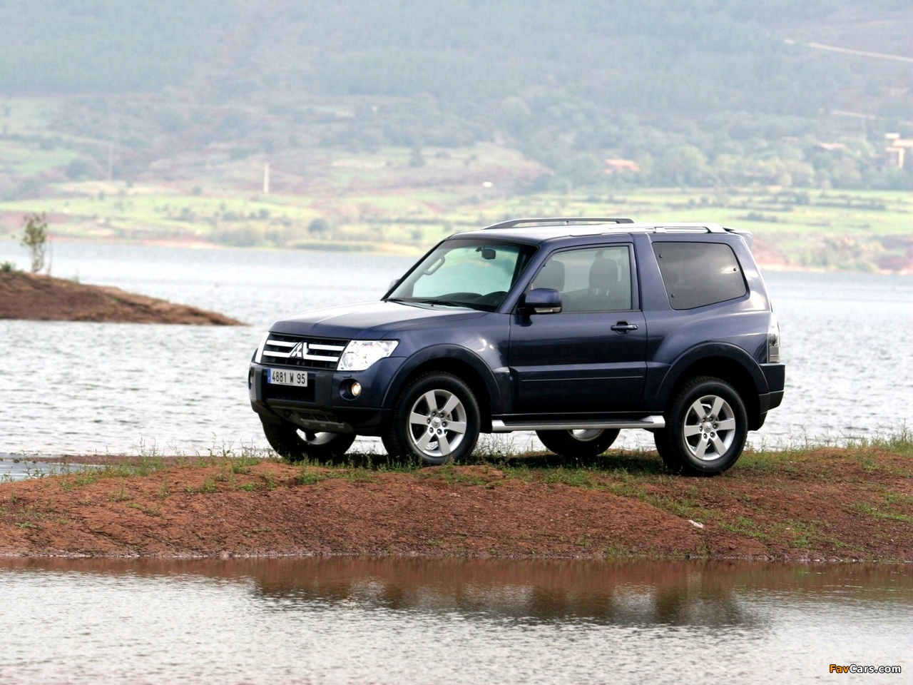 Images of Mitsubishi Pajero 3-door 2006 (1280 x 960)