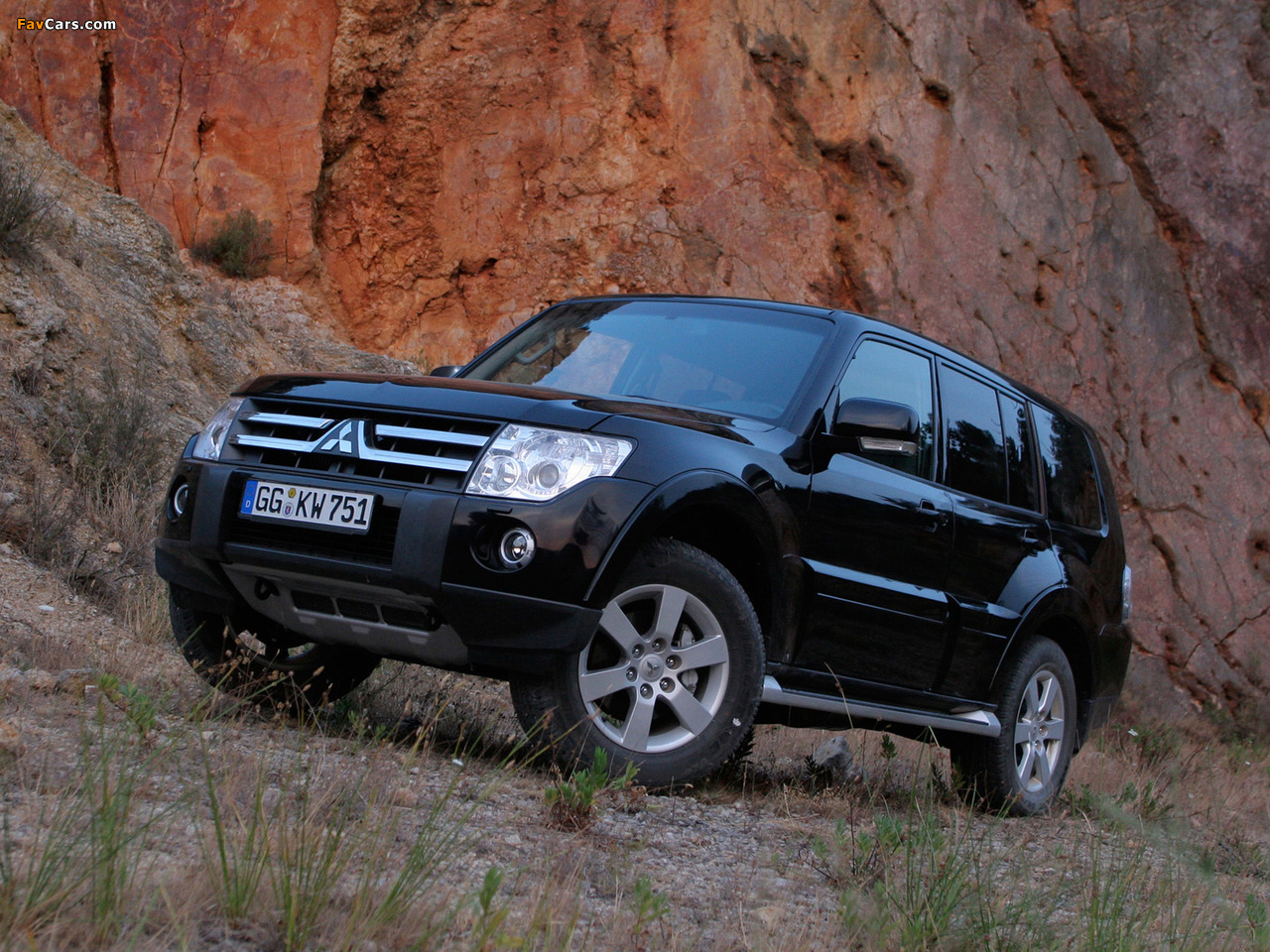 Images of Mitsubishi Pajero 5-door 2006–11 (1280 x 960)