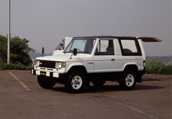 Mitsubishi Pajero Canvas Top (I) 1982–91 images