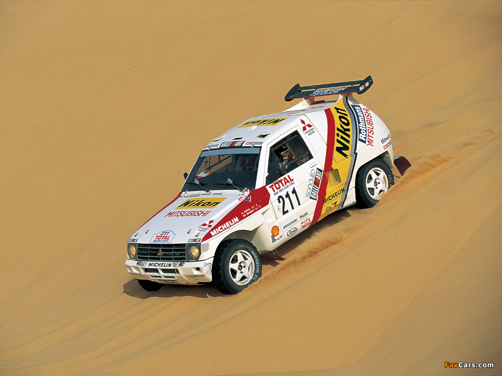 Mitsubishi Pajero Rally-Car 1992–96 photos (1024 x 768)
