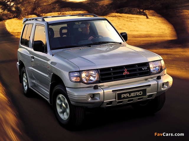 Mitsubishi Pajero Metal Top 1997–99 images (640 x 480)