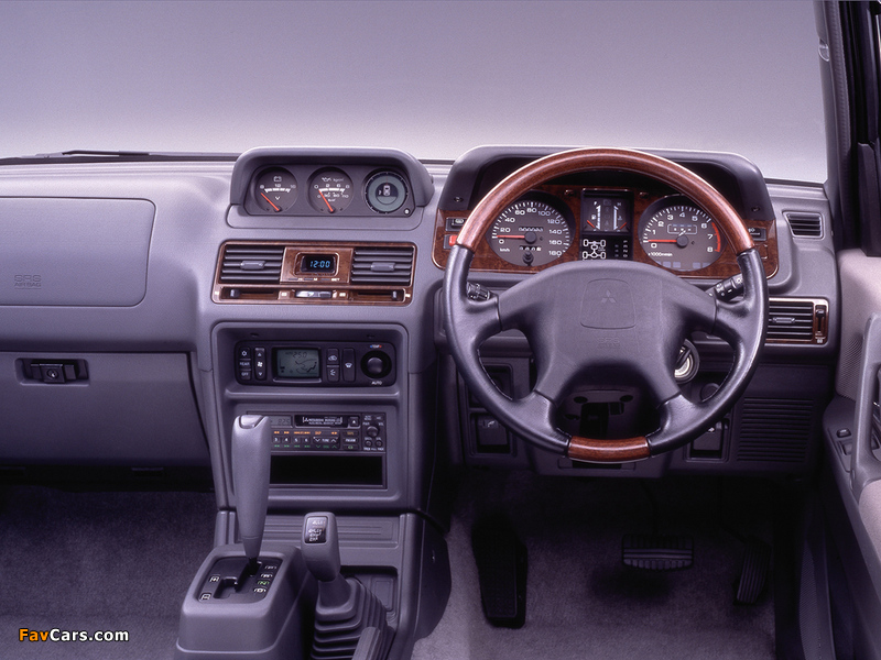 Mitsubishi Pajero Metal Top JP-spec 1997–99 pictures (800 x 600)