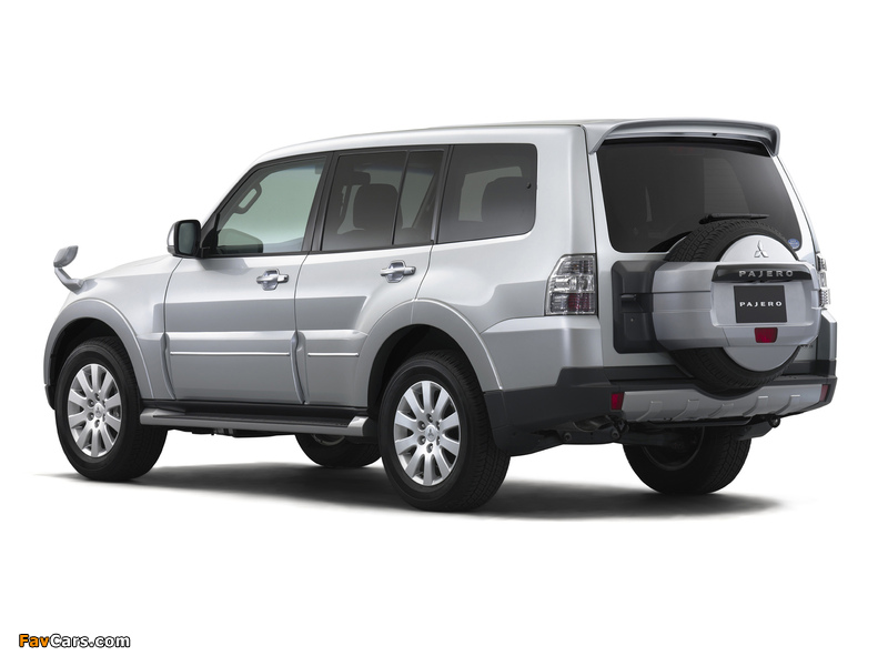 Mitsubishi Pajero 5-door JP-spec 2006–11 images (800 x 600)