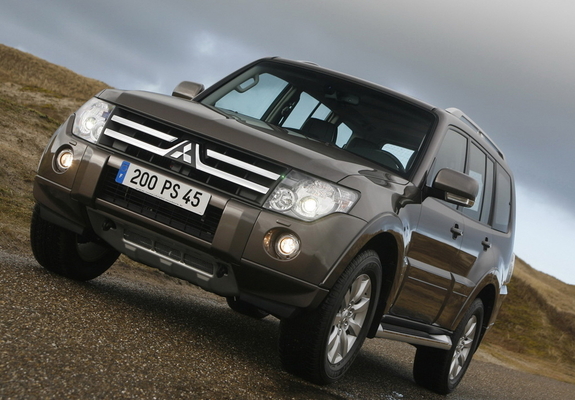 Mitsubishi Pajero 5-door 2006–11 wallpapers