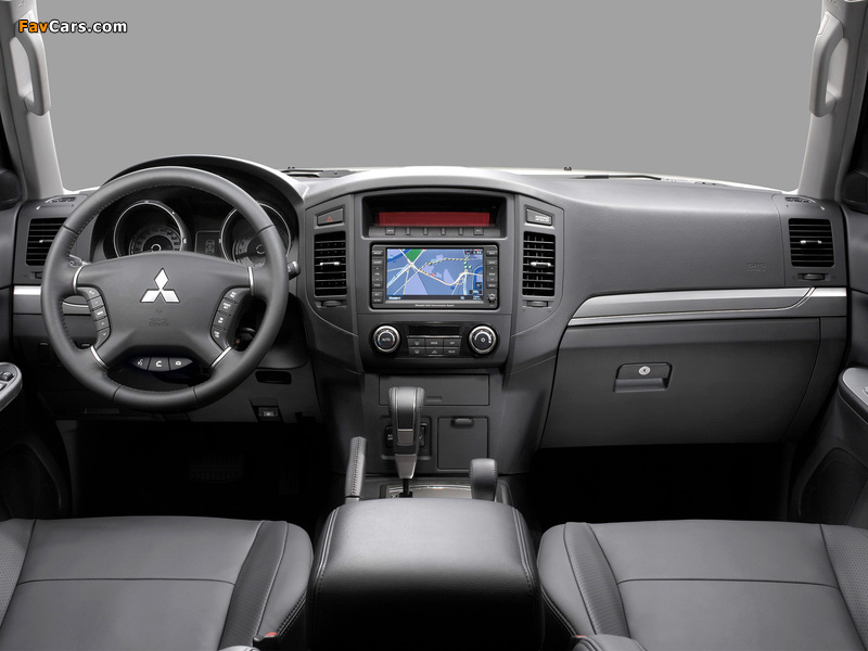 Mitsubishi Pajero 5-door 2011 photos (800 x 600)