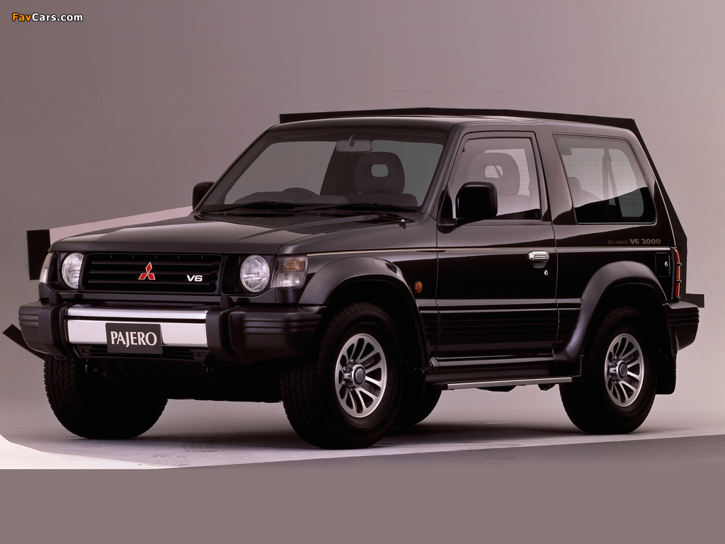 Photos of Mitsubishi Pajero Metal Top JP-spec 1991–99 (1024 x 768)