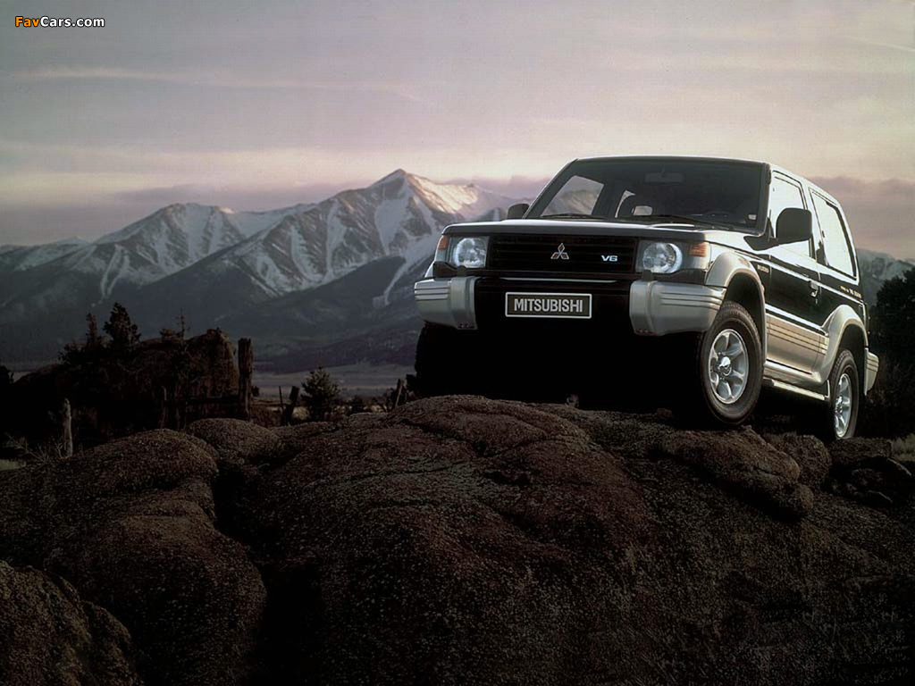 Photos of Mitsubishi Pajero Metal Top (II) 1991–99 (1024 x 768)