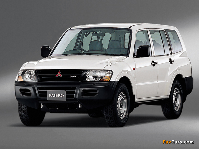 Photos of Mitsubishi Pajero GXL 5-door JP-spec 1999–2002 (640 x 480)