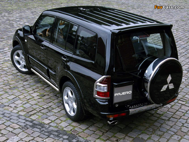 Photos of Mitsubishi Pajero Xceed (III) 2002 (640 x 480)