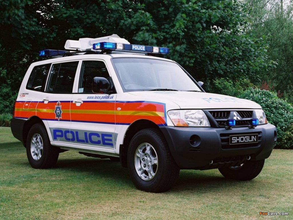 Mitsubishi Shogun Police 5-door 1999–2006 photos (1024 x 768)