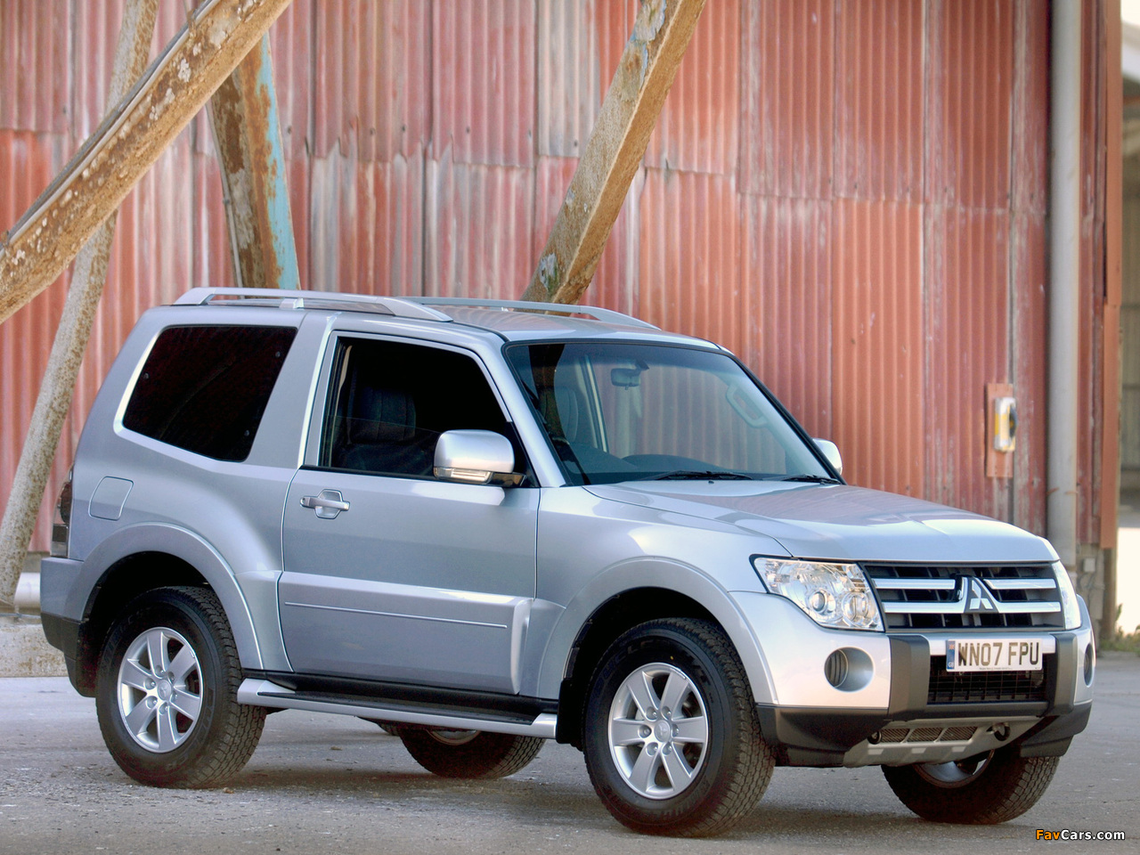 Mitsubishi Shogun 3-door 2006 pictures (1280 x 960)