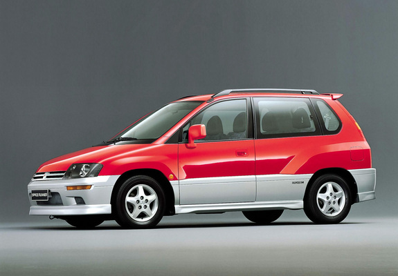 Mitsubishi Space Runner (N61W) 1999–2002 images