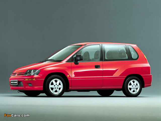 Pictures of Mitsubishi Space Runner (N61W) 1999–2002 (640 x 480)